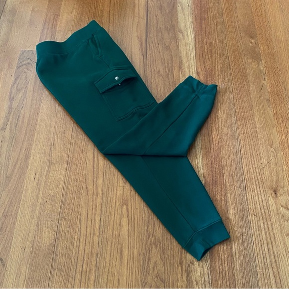 Polo by Ralph Lauren Cargo Athletic Pants - Picture 2 of 5